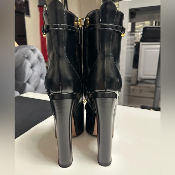 VALENTINO GARAVANI  Tan-Go 155 leather platform ankle boots - Picture 7 of 12